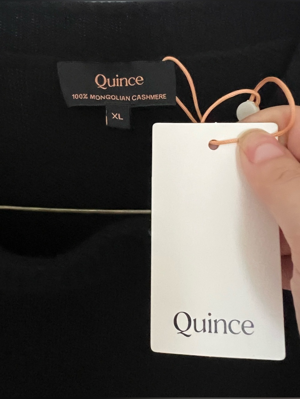 NWT Quince 100% Mongolian Cashmere Boxy Crewneck Sweater Black Sz XL Minimalist - Picture 15 of 16